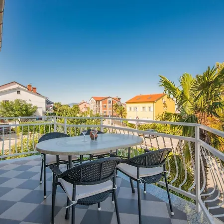 Kantun Apartment *