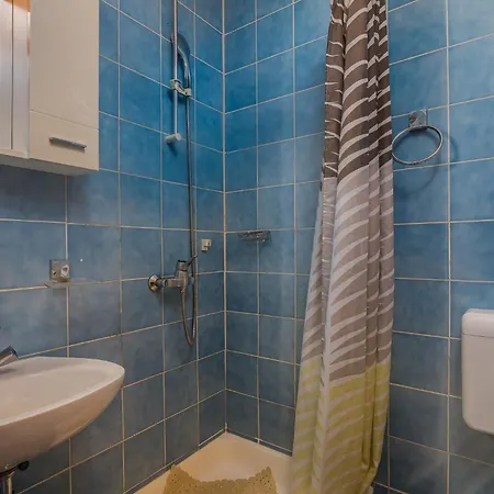Apartment Kantun Njivice